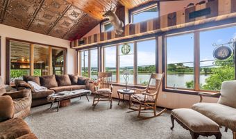160 N State Road 35, Alma, WI 54610