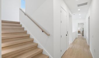 7502 NEVIS Rd, Bethesda, MD 20817