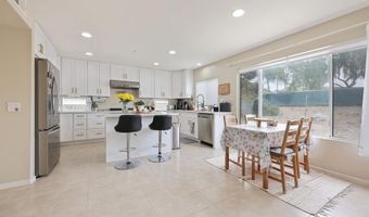 2176 Pointe Pkwy, Spring Valley, CA 91978