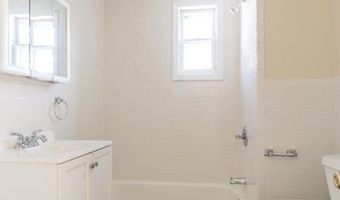 30 W 29TH St 2/3, Bayonne, NJ 07002