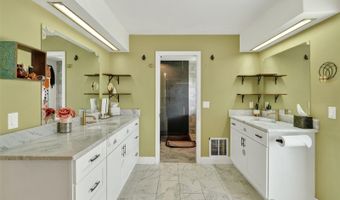 909 HEATHERBROOK Dr, Auburndale, FL 33823