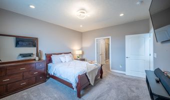 1565 Sadler Way, Avon, IN 46123
