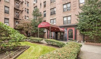 83-05 98th St 6N, Woodhaven, NY 11421