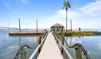134 Bay Harbor Dr, Aransas Pass, TX 78336
