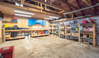 221 Bridge Rd, Allegan, MI 49010