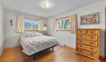 235 School St, Amherst, WI 54406