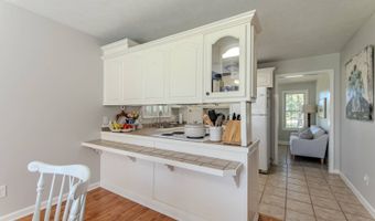 224 Willow Dr, Adamsville, TN 38310