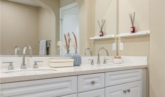 672 E Valencia 108, Anaheim, CA 92805