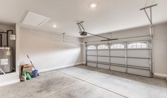 14741 Greenleaf Dr, Athens, AL 35613