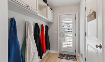 707 N Lake Dr, Belmar, NJ 07719