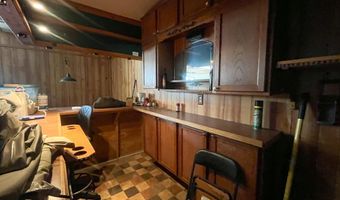 409 233RD St, Aledo, IL 61231