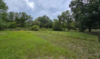 1719 62nd Pl, Bell, FL 32619