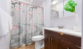 1031 Ala Napunani St 401, Honolulu, HI 96818