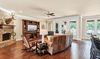 105 Parc Oaks Dr, Aledo, TX 76008