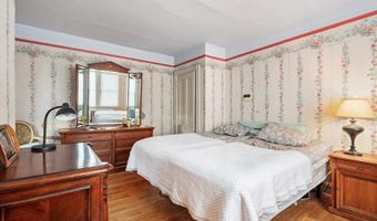 183 Oldfield Ave, Amityville, NY 11701