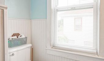 218 WALNUT St, Audubon, NJ 08106