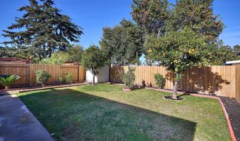 1740 Acorn St, Escondido, CA 92027