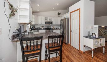 3616 Southridge Ln, Bismarck, ND 58504
