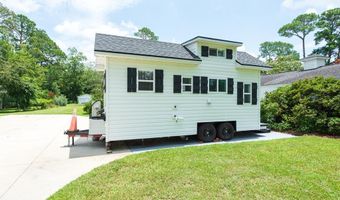 335 Main St, Barwick, GA 31720