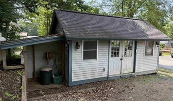 15 Lynwood Dr, Brattleboro, VT 05301