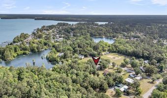 107 Jacks Ln, Bonneau, SC 29431