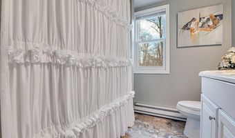 253 Thomas Rd, Blakeslee, PA 18610