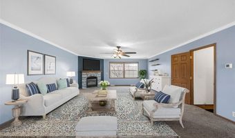 504 S Linn St, Anamosa, IA 52205