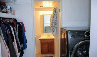 1265 S Maple Rd 207, Ann Arbor, MI 48103