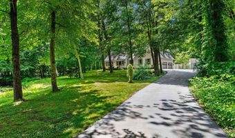 85 Maple Ave, Atkinson, NH 03811