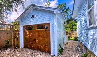 134 Sawyer Ln, Apalachicola, FL 32320