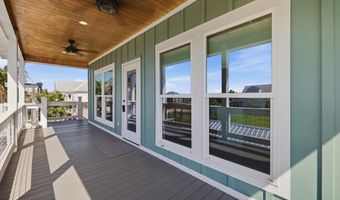 4062 Devon St, Bay St. Louis, MS 39520
