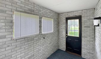 204 MAIN Ave, Matherville, IL 61231