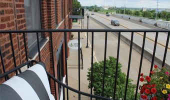 7 Alby St 2, Alton, IL 62002