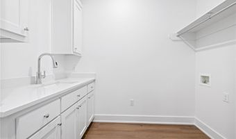 825 NW 14th St, Bentonville, AR 72712