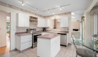 22 Golden View Dr, Johnston, RI 02919