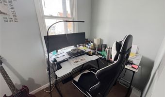 2701 Mission St 1, Airville, PA 15203