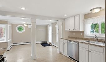 27 Haverhill Rd B, Amesbury, MA 01913