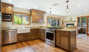 425 Deer Blvd B, Avon, CO 81620