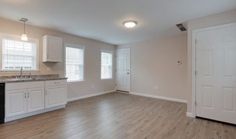 24 Pearl St 4, Ayer, MA 01432