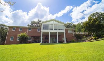305 SKY Dr, Anniston, AL 36207