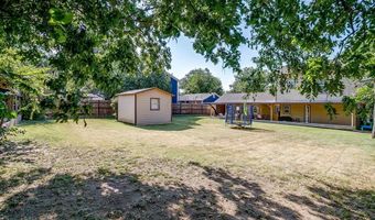 203 E 7th St, Weatherford, TX 76086