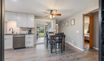 3030 N MORRISON St, Appleton, WI 54911
