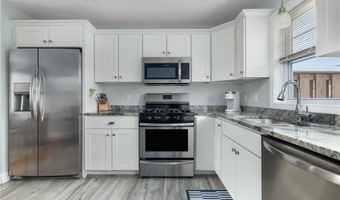 12 Mariner Way, Newport, RI 02840