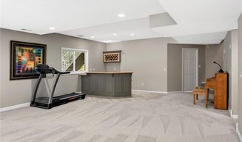 13877 Elkhart Rd, Apple Valley, MN 55124