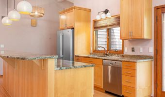 2006 11th Ave NE, Austin, MN 55912