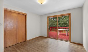 1136 W ROBERTS Ave, Appleton, WI 54914