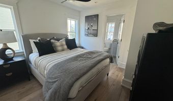 281 7TH St, Avalon, NJ 08202