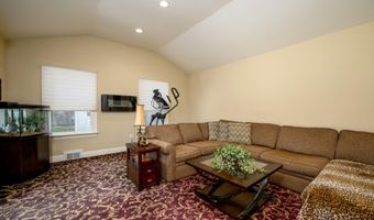 305 Barbara Dr, Point Pleasant, NJ 08742