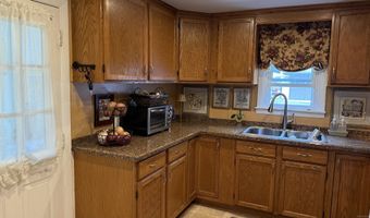 186 W Washington St, Bristol, CT 06010