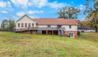 1320 Pratt Rd, Ararat, NC 27007